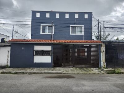 Casa Comercial en SMZA 96/ Lista para Operar