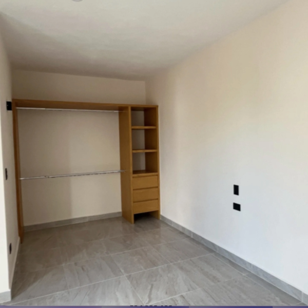 En Venta: Casa en Esquina con Doble Altura en Arbolada.