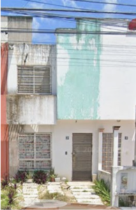 Remate Hipotecario en Fracc. Los Héroes (Calle Gonzalo Guerrero)